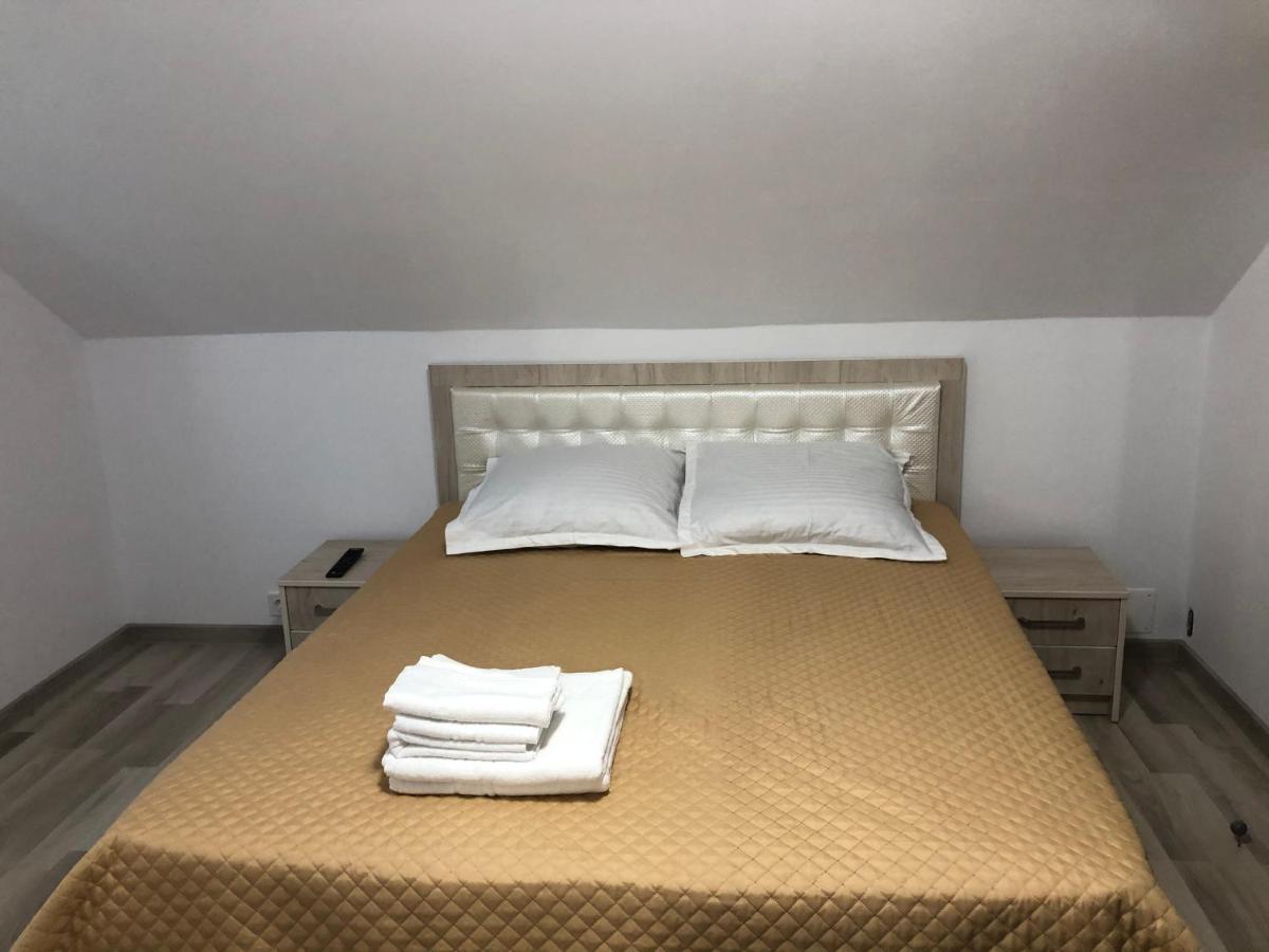 Hotel Casa Todea Cîmpeni Zewnętrze zdjęcie